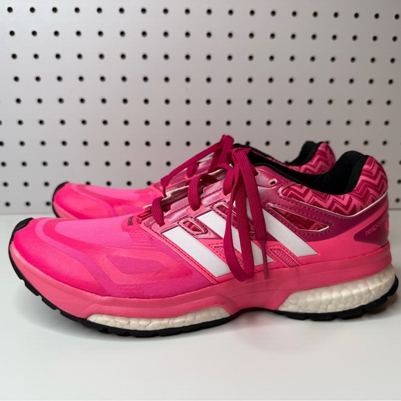 adidas Performance Women's Response Boost Techfit Running Shoe - Picture 2 of 16